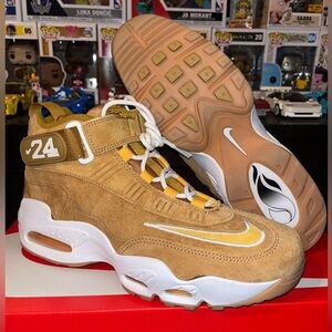 Nike air Griffey size 10 men new